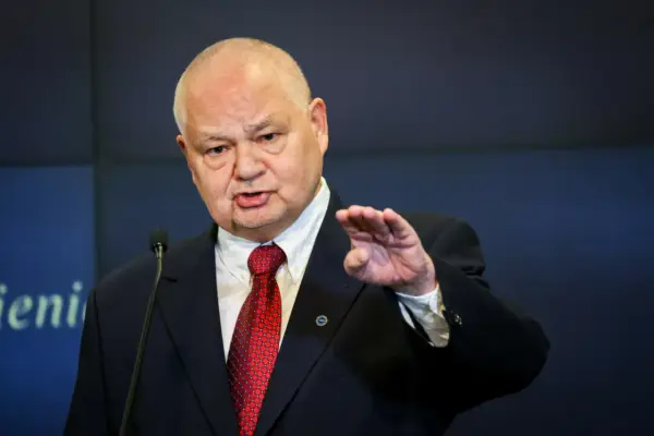 Prezes NBP - fakty, nie mity. Jak wpływa na Twój portfel?