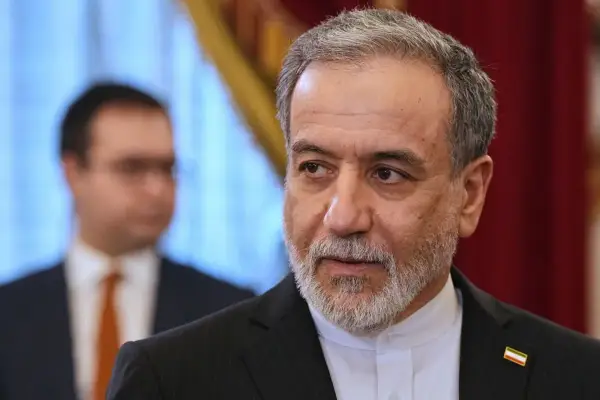 Kto naprawdę rządzi Iranem? Przywódca czy prezydent?